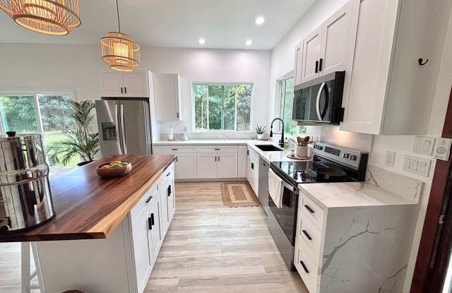 Peaceful 2.5-Acre Retreat | Furnished Mid-Term Rental photos photos