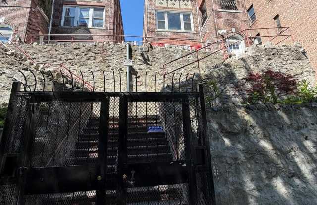 646 W 207th Street - 646 West 207th Street, New York City, NY 10034 646 W 207th Street - 646 West 207th Street, New York City, NY 10034
