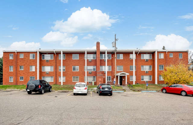 1490 County Road B East - 303 photos photos