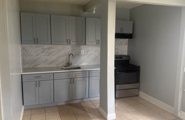 150 Adams Street photos photos