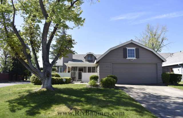 6008 Myrtlewood Court Gallery 1