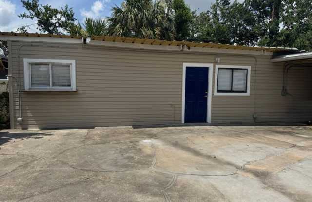 3417 W Leroy St photos photos