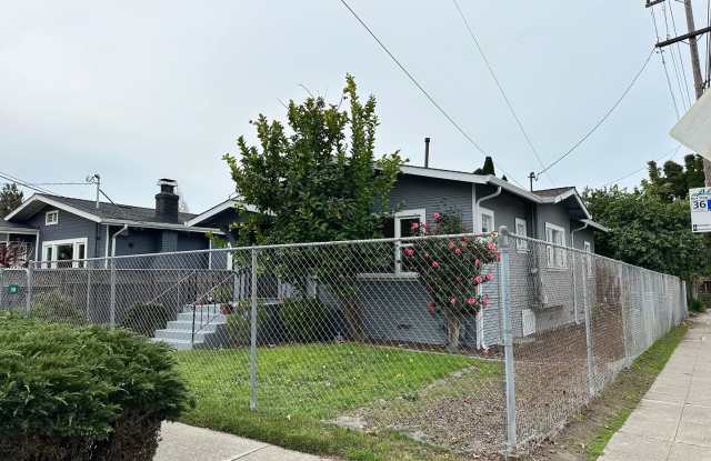 Charming corner lot with great natural light photos photos