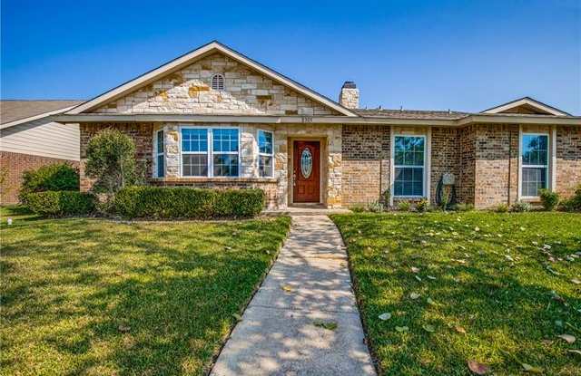 8305 Kensington Drive - 8305 Kensington Drive, Rowlett, TX 75088