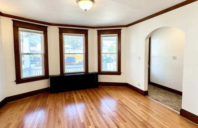 788 Washington Ave photos photos
