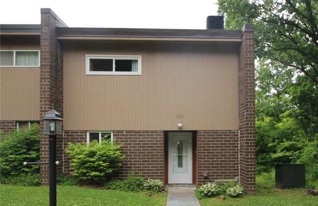 133 Rivermont Ct photos photos