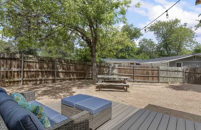 1404 Southport Drive Gallery 1