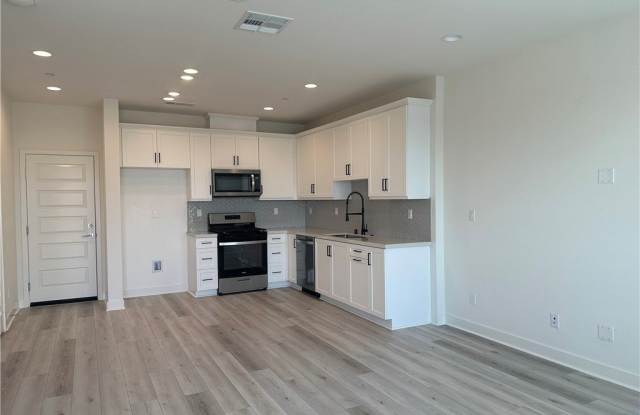 4230 S Hollyhock Paseo Gallery 3