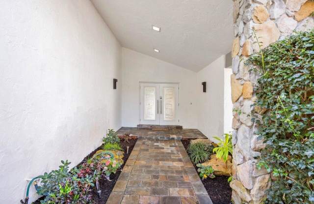 654 Pine Lake Dr - 654 Pine Lake Drive, Delray Beach, FL 33445