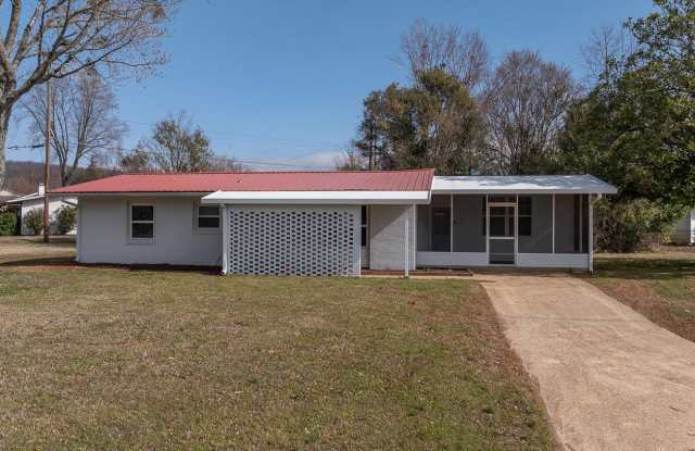 1701 Wakefield Drive Northeast photos photos