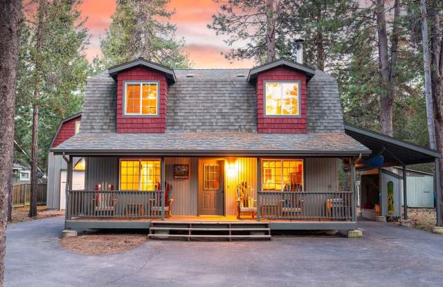 STUNNING THREE RIVERS CHALET; TONS OF AMENITIES  GREAT LOCATION! photos photos