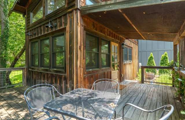 81 5th Ave photos photos