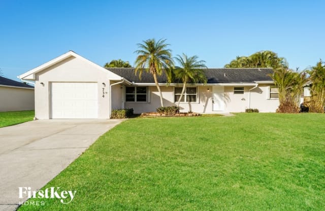 734 Southwest Avens Street photos photos