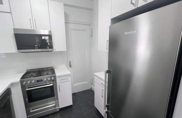 158 E 37th St photos photos
