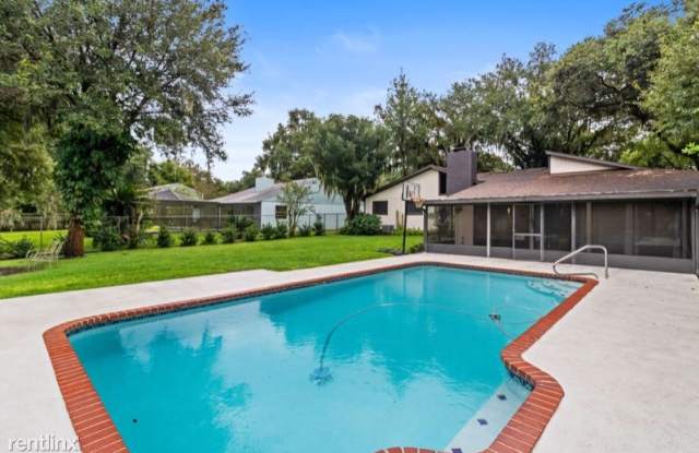 6245 Christina Groves Cir W - 6245 Christina Groves Circle West, Highland City, FL 33813