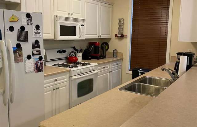 5055 SW 91st Terrace 202 Gallery 3