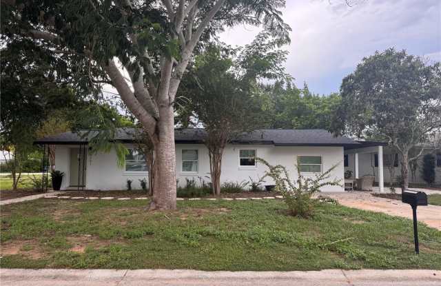 1201 SHERMAN Avenue Gallery 1