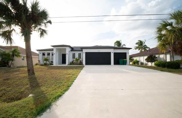 4129 FLAMINGO BOULEVARD photos photos