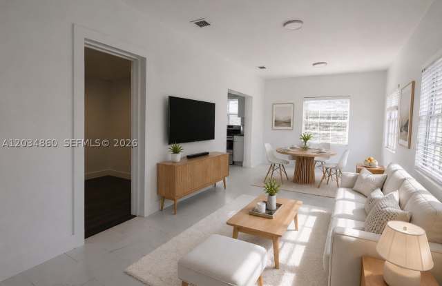 2272 NW 2nd St photos photos