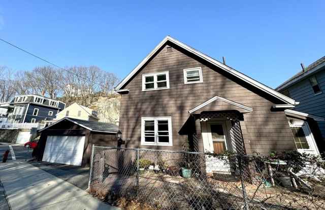 131 Tremont St - 131 Tremont Street, Malden, MA 02148