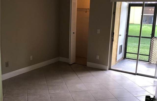 307 Meadows Cir Gallery 4