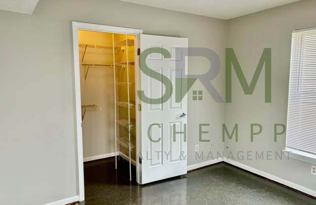 First floor 1 bedroom in West Louisville! Section 8 Accepted photos photos