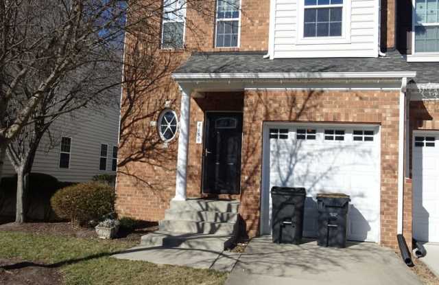 4 Bedrooms, 3.5 Baths Townhouse photos photos