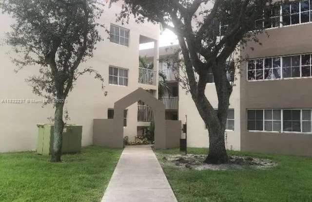 6155 NW 186th St photos photos