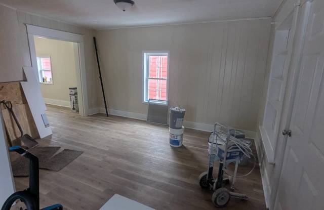 656 West 4th Street - 2 - 656 West 4th Street, Erie, PA 16507