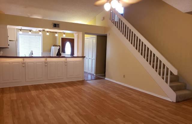 336 AQUATIC DR Gallery 3
