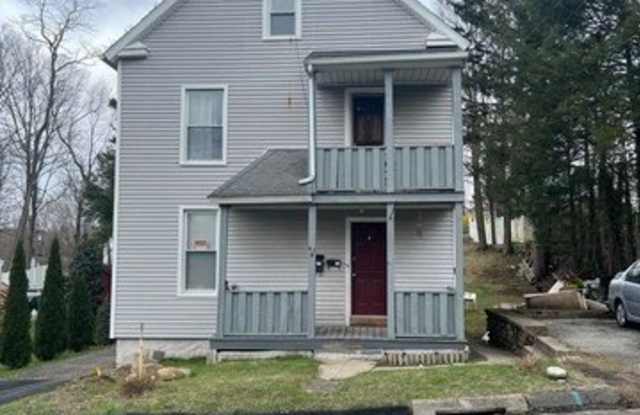 41 Bamford Avenue - 41 Bamford Avenue, Oakville, CT 06779