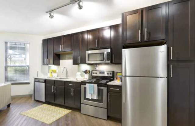 5640 Avenue F Gallery 3