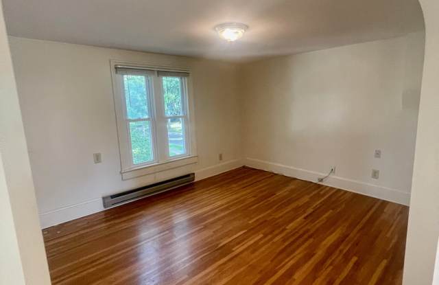 88 Roselawn - 2 UP Gallery 2