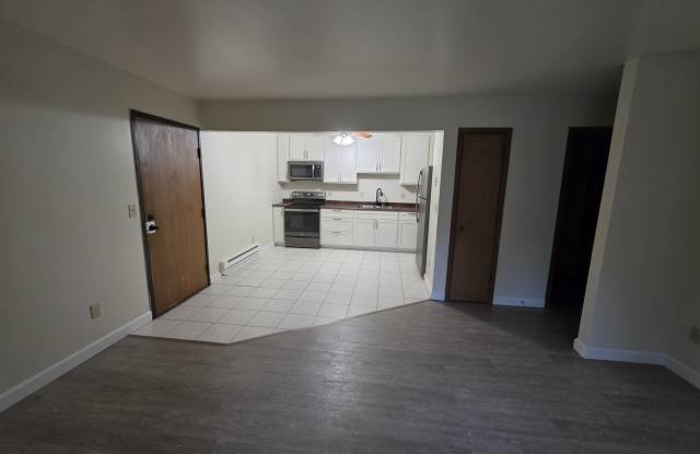 654 Foxtree Circle #5 Gallery 4