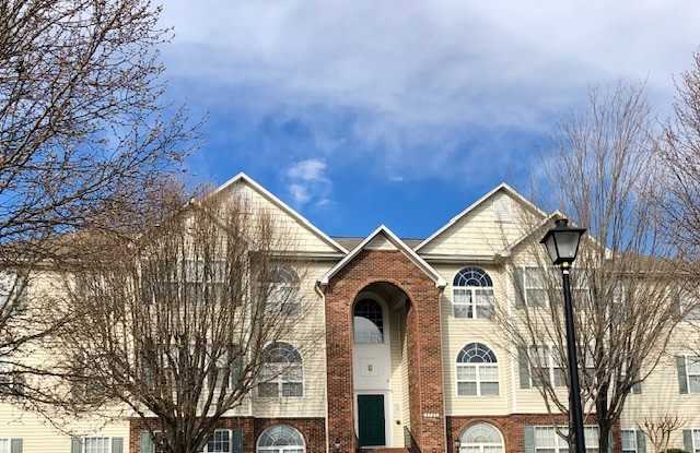 Beautiful 2 bedroom 2 bath Condo for rent off Morris Farm photos photos