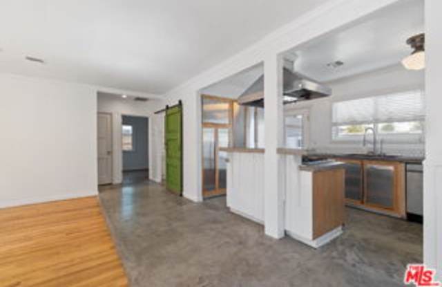 11929 Wagner Street Gallery 1