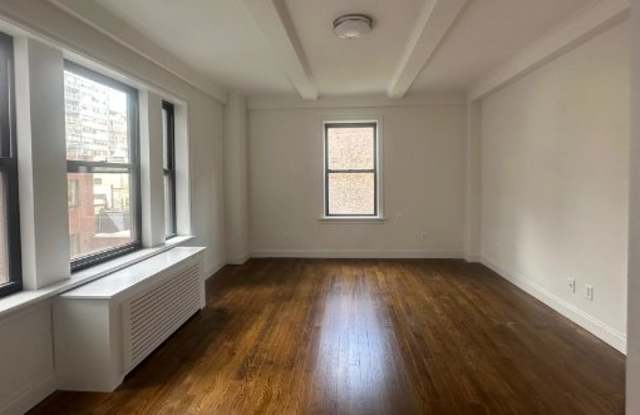 182 E 70th St Gallery 2
