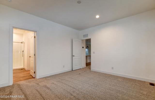 17828 Hunters Lane Gallery 2