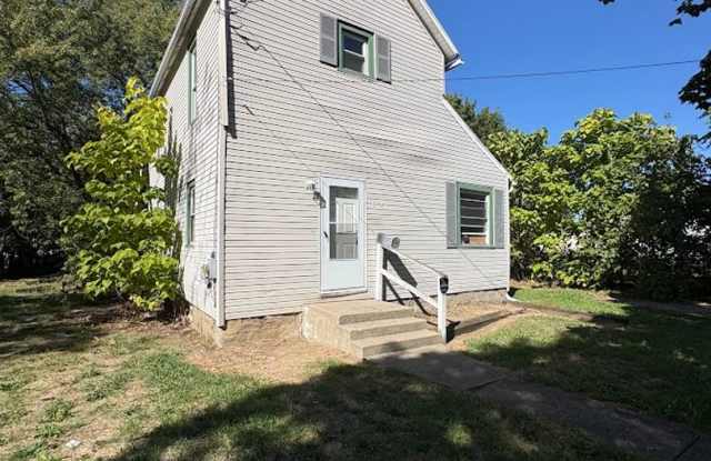 Two bedroom one bathroom home for rent photos photos