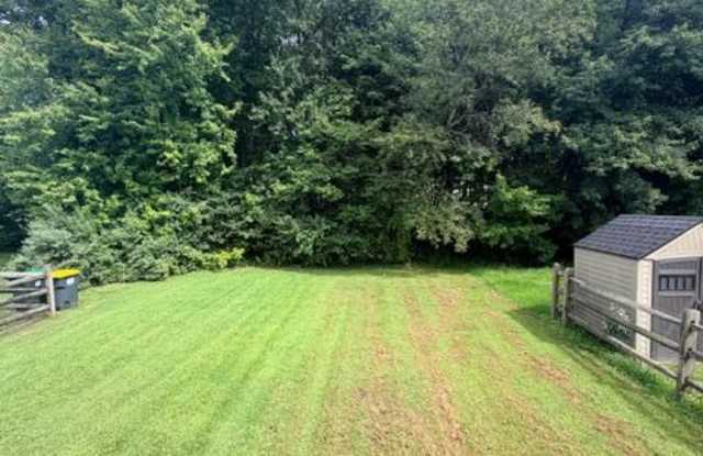 311 South Bridlewood Drive - 1 Gallery 4