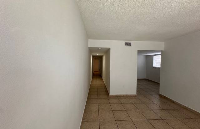 3525-3527 Southwest 25th Terrace Gallery 2