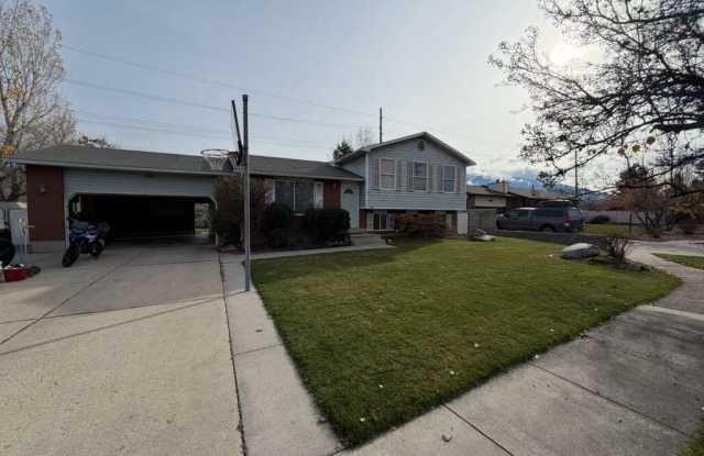 9239 South Keith Drive - 9239 South Keith Drive, Sandy, UT 84094