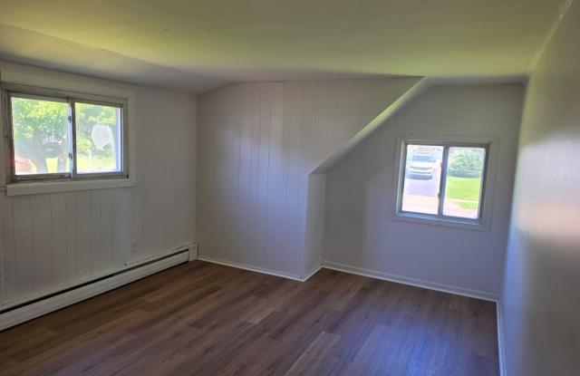 Spacious 4BR House in Levittown photos photos Spacious 4BR House in Levittown photos photos