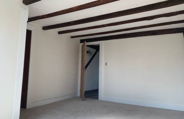 166 Newent Road Gallery 4