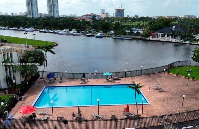 2000 Atlantic Shores Blvd photos photos