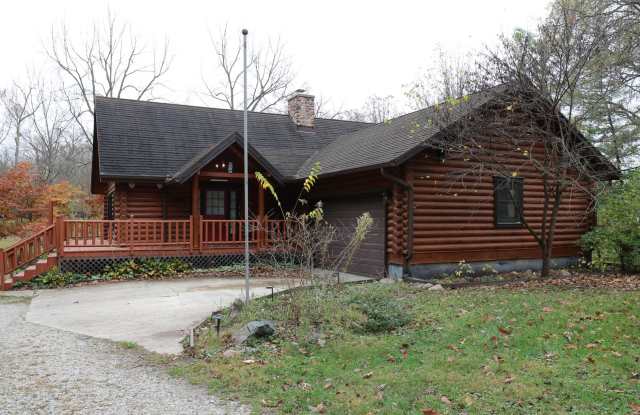 Gorgeous Log Cabin near West Lafayette! photos photos