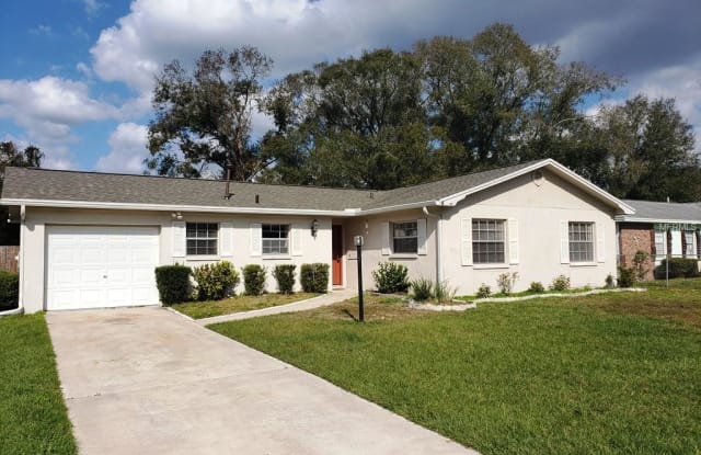 616 HUNTINGTON STREET - 616 Huntington Street, Brandon, FL 33511