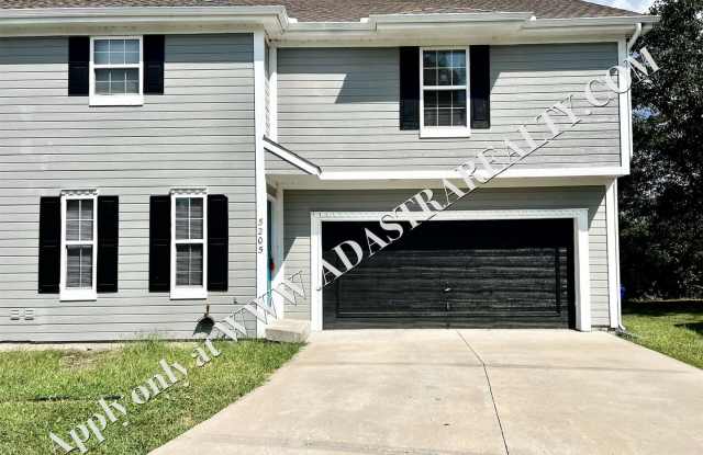 Spacious Shawnee Townhome 3 Bed/3 Bath-Available in AUGUST!! photos photos