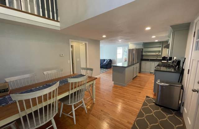 82 Yacht Club Road Gallery 4