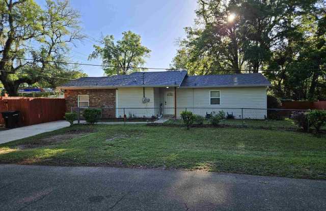 1417 W ORANGE Avenue - 1417 West Orange Avenue, Tallahassee, FL 32310 1417 W ORANGE Avenue - 1417 West Orange Avenue, Tallahassee, FL 32310